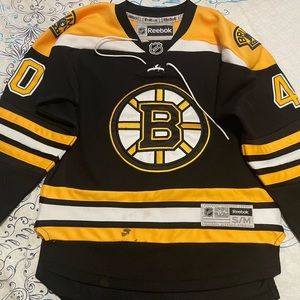 Kids NHL Reebok jersey size youth SMALL- loved